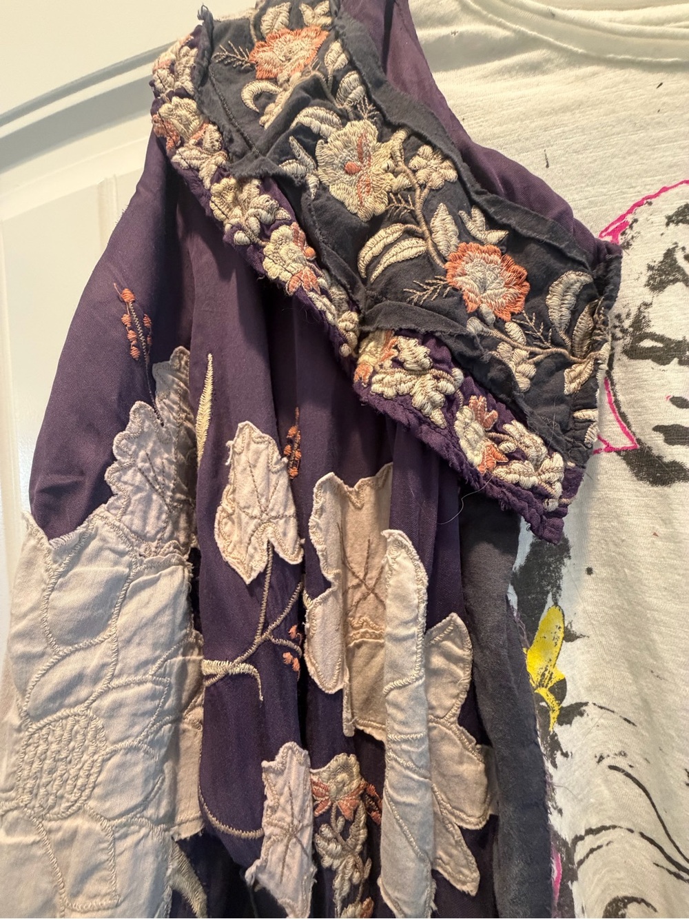 Magnolia Pearl Danji Boho Floral Embroidered Kimono in Deep Purple - Picture 5 of 10
